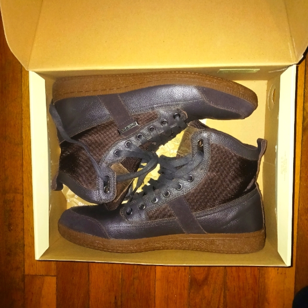 Men's Black High-Top Sneakers